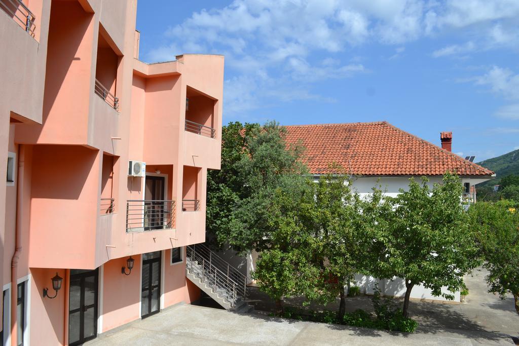 Guesthouse Orlovic بودفا المظهر الخارجي الصورة