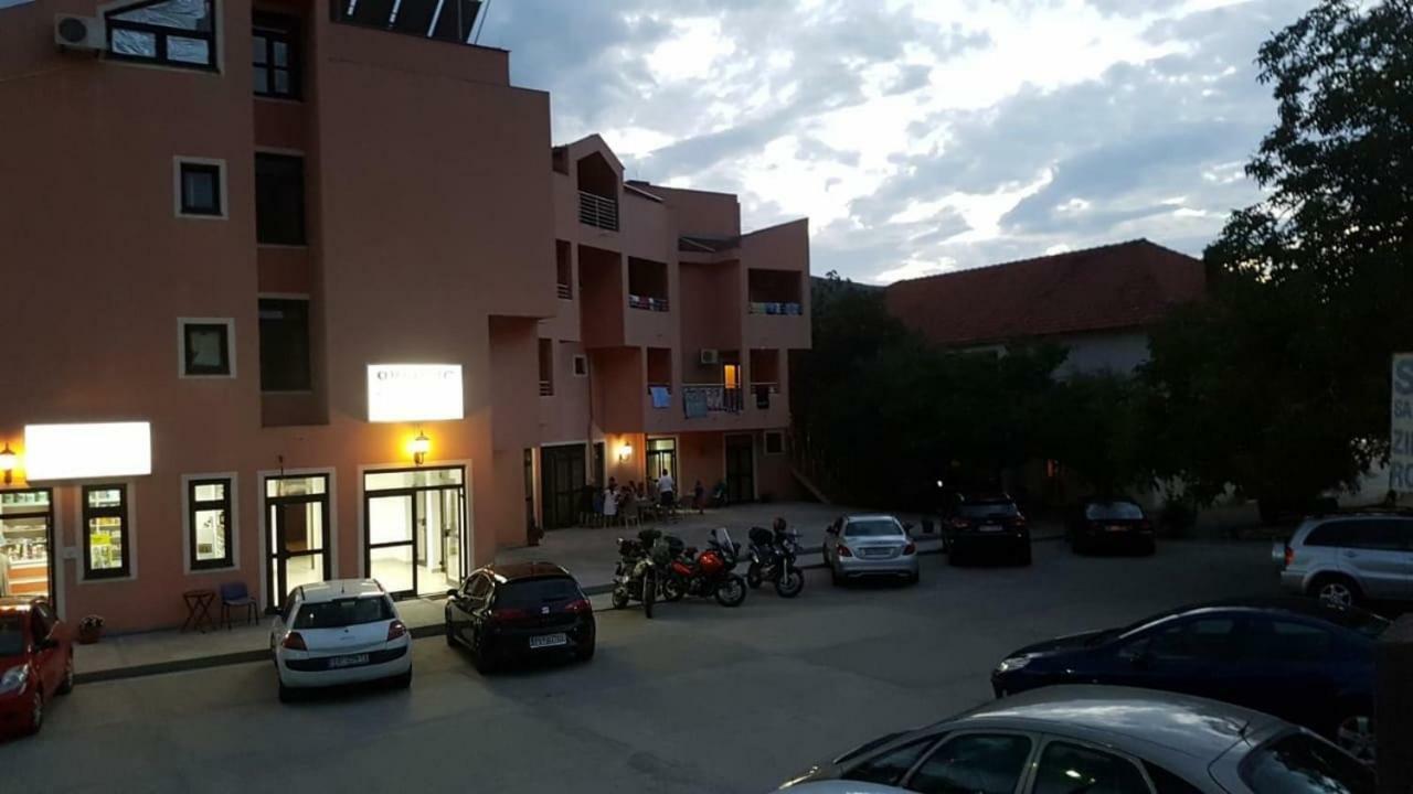 Guesthouse Orlovic بودفا المظهر الخارجي الصورة