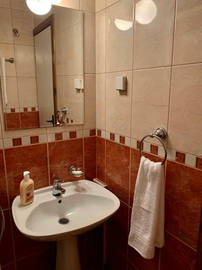 Guesthouse Orlovic بودفا المظهر الخارجي الصورة