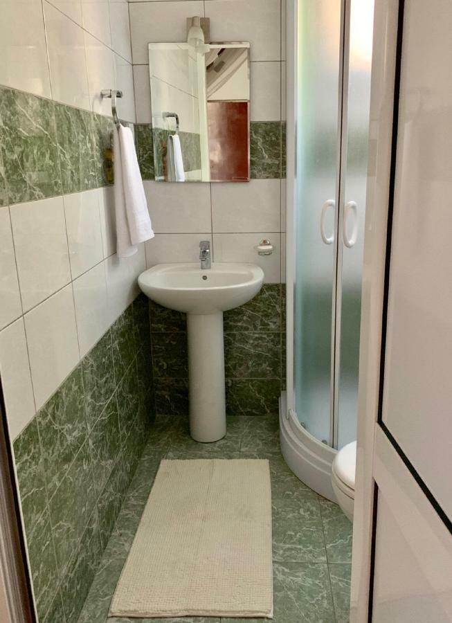 Guesthouse Orlovic بودفا المظهر الخارجي الصورة
